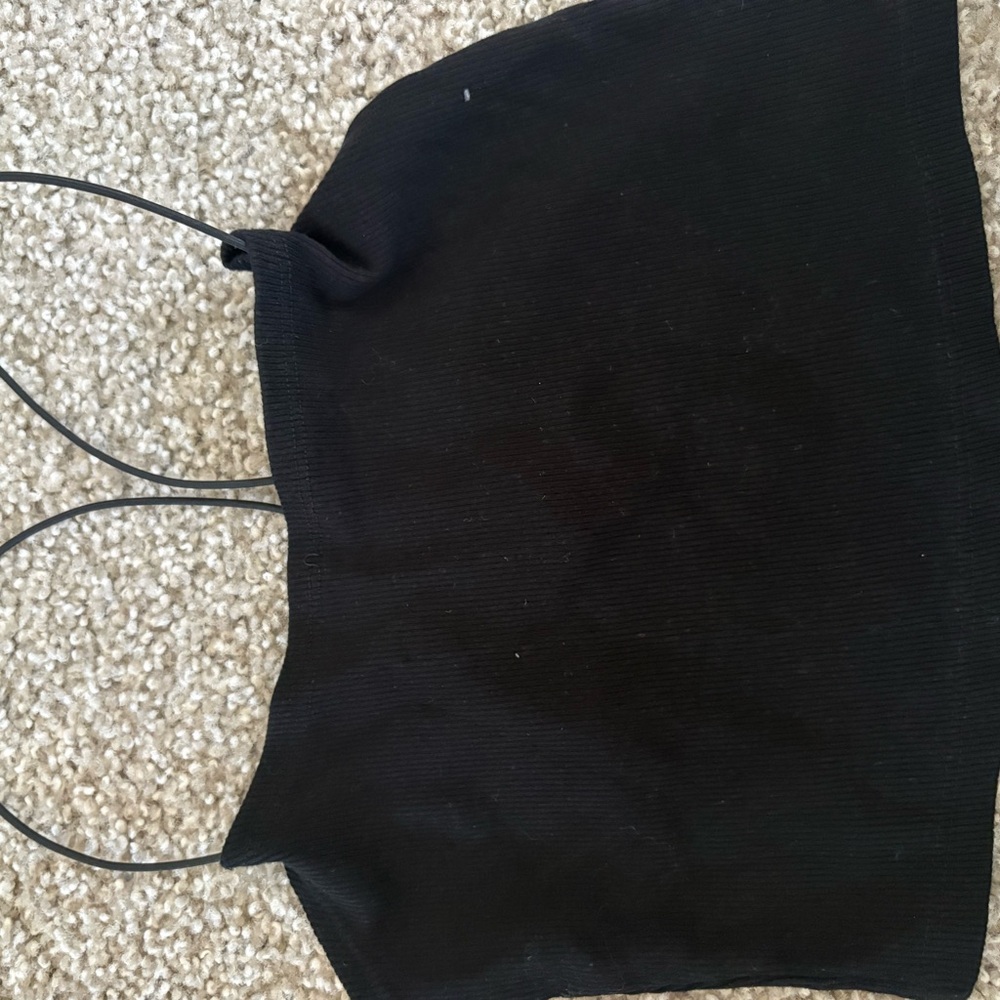 Divided Black Ribbed Crop Top - Picture 2 of 4
